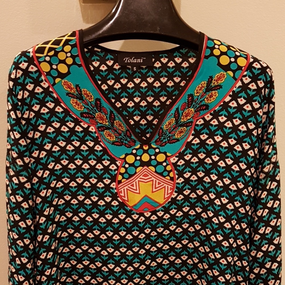 Top - Picture 2 of 3